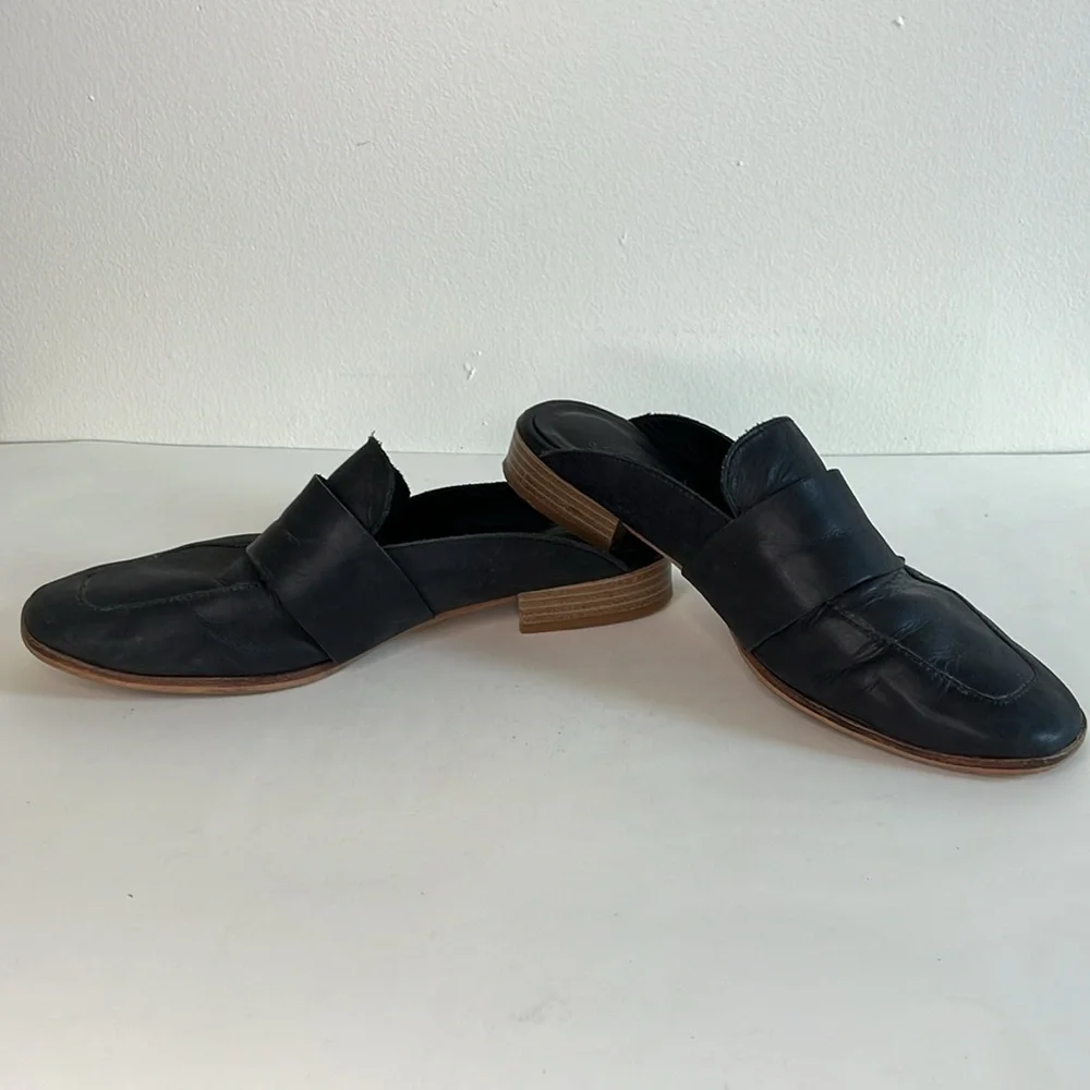 Free People Sz 37 (6.5-7) At Ease Black Leather Mules Loafers Spain 500025403 - Picture 3 of 8